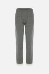 Kadın V Yaka ve Paça Dantel Detaylı Uzun Kollu Pijama Takımı