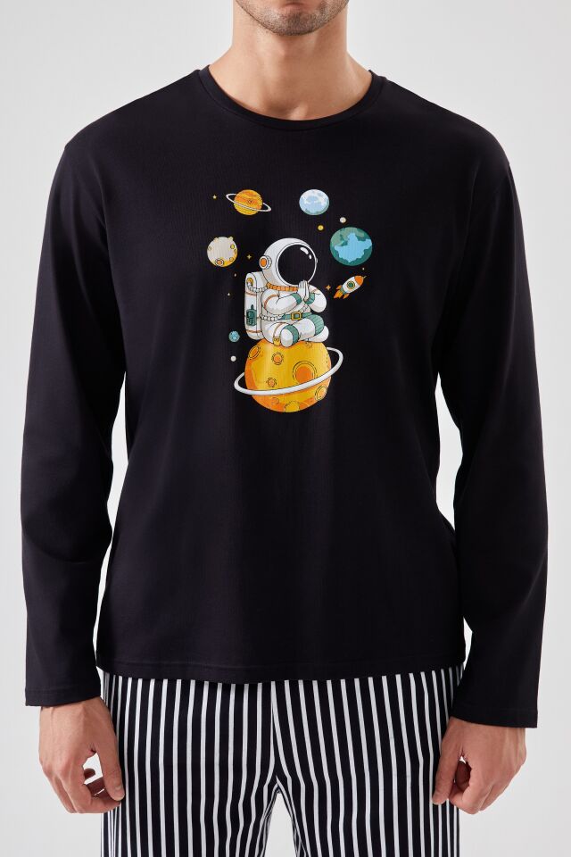 Erkek Pamuklu Uzun Kollu Üst Astronot Baskılı Alt Çizgili Pijama Takımı Siyah - Beyaz - M