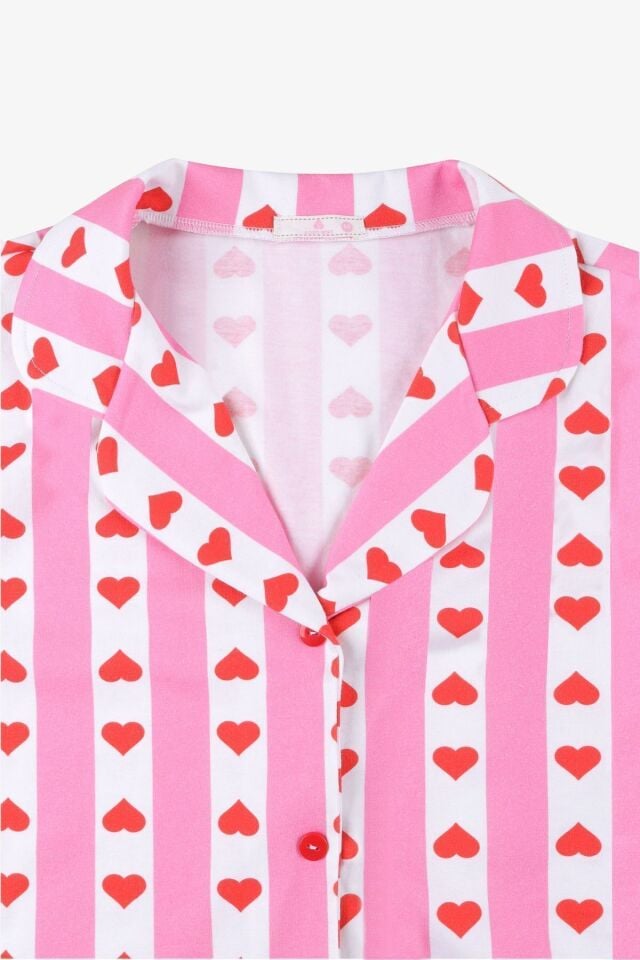 Kadın Pamuklu Kısa Kollu Gömlek Yaka Kalp Desenli Şortlu Pijama Takımı KO7309TS-1 Pembe Büyük Kalp Desenli - XL - KO7309TS-1 Pembe Büyük Kalp Desenli - XL
