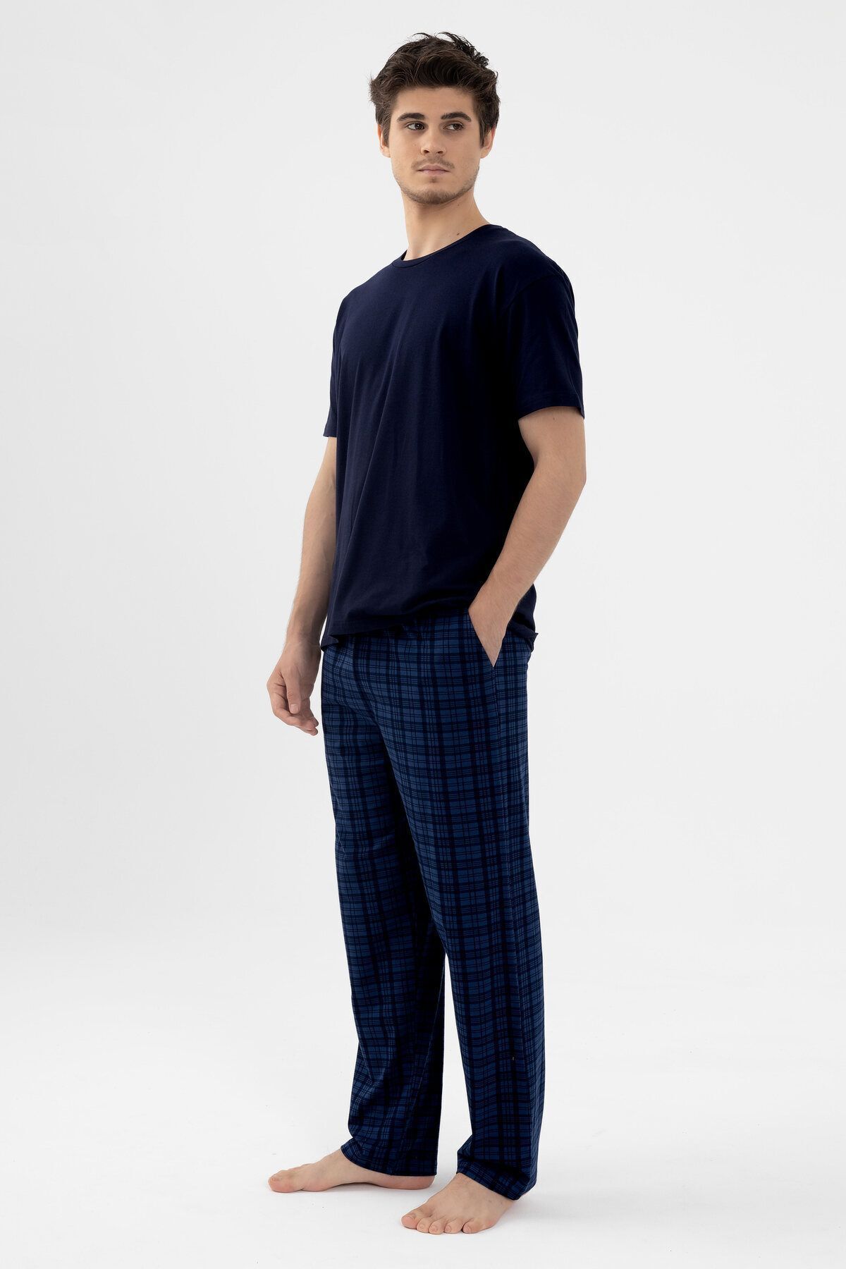 Erkek Pamuklu Kısa Kollu Lacivert Ekose Desenli Cep Detaylı Pijama Takımı