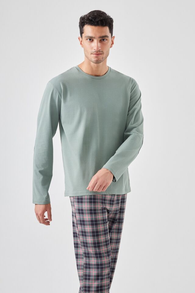 Erkek Pamuklu Uzun Kollu Yamalı Ekose Desenli Pijama Takımı Yeşil  - Kırmızı - L