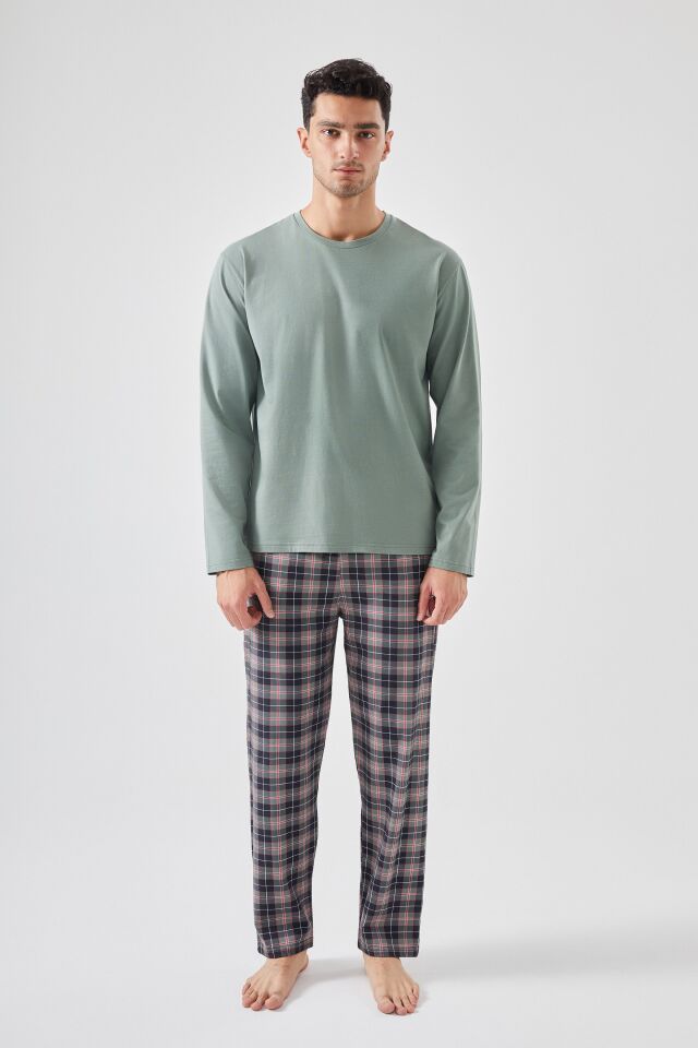 Erkek Pamuklu Uzun Kollu Yamalı Ekose Desenli Pijama Takımı Yeşil  - Kırmızı - XL