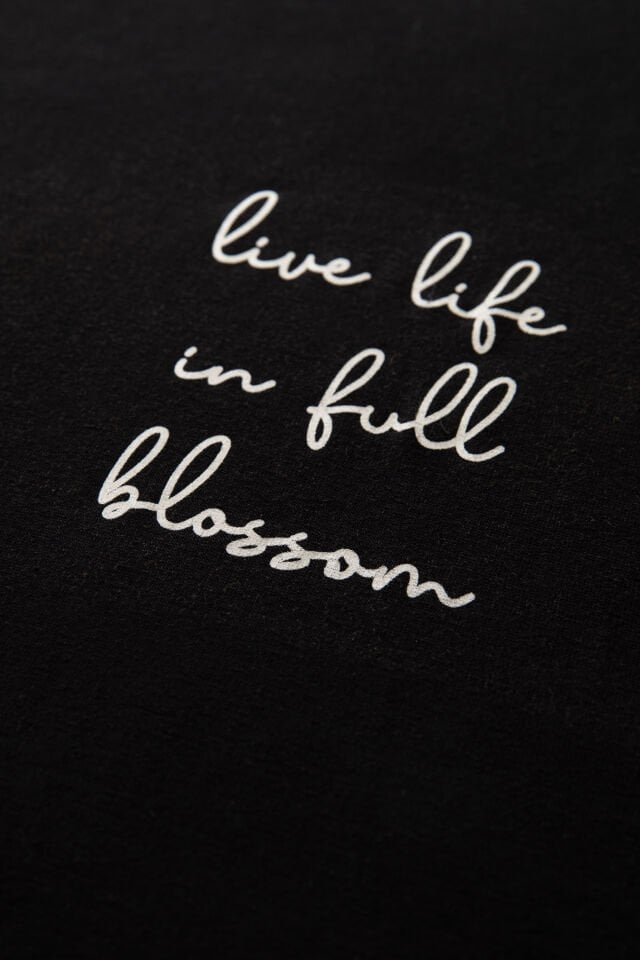 Kadın Baskılı Yaprak Desenli Yumuşak Dokulu Viskon Pijama Takımı M - Siyah - Beyaz