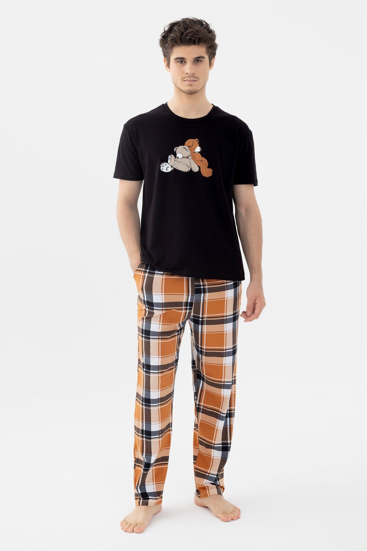 Erkek Kısa Kollu Pamuklu Ekose Desenli Ayıcık Baskılı Pijama Takımı KO60101 Bal Ekose Ayıcık Desen - S