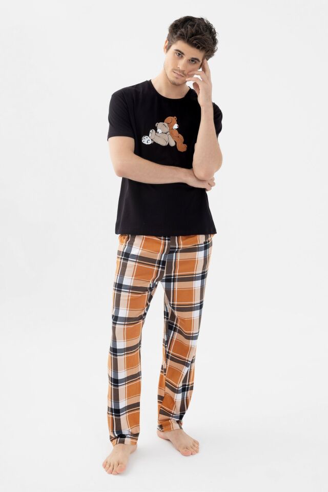 Erkek Kısa Kollu Pamuklu Ekose Desenli Ayıcık Baskılı Pijama Takımı KO60101 Bal Ekose Ayıcık Desen - 2XL