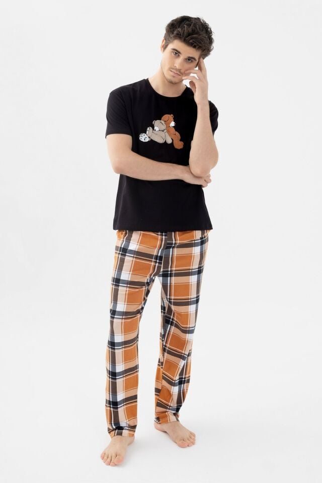 Erkek Kısa Kollu Pamuklu Ekose Desenli Ayıcık Baskılı Pijama Takımı KO60101 Bal Ekose Ayıcık Desen - 2XL