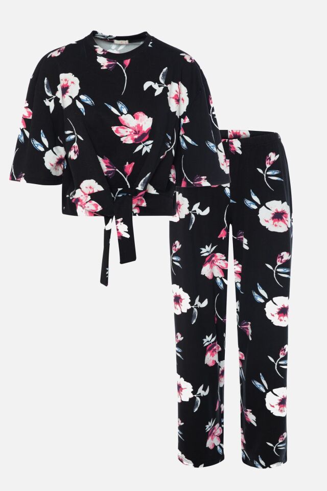 Kadın Pamuklu Önden Bağlamalı Desenli Crop T-shirt Pijama Takımı