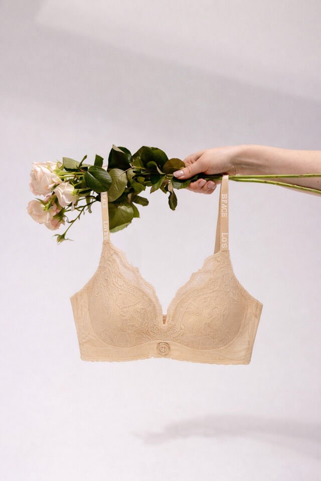 Kadın Dantelli Ön Ayarlı Döner Mekanizmalı Toparlayıcı Sütyen Ten - 85B