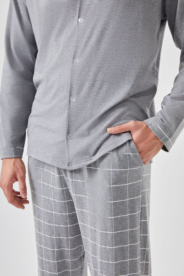 Erkek Pamuklu Gri Ekose Desenli Uzun Kollu Cep Detaylı Gömlek Yaka Pijama Takımı