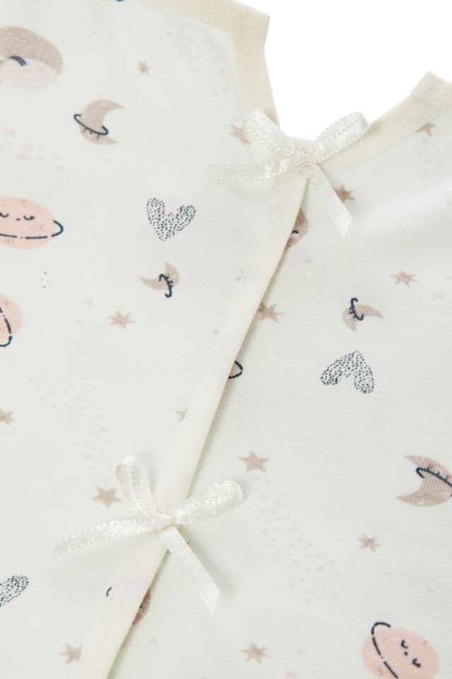 Kız Çocuk Pamuklu Desenli Fiyonklu Askılı Şortlu Pijama Takımı Pudra - Ekru - 9-10 Yaş