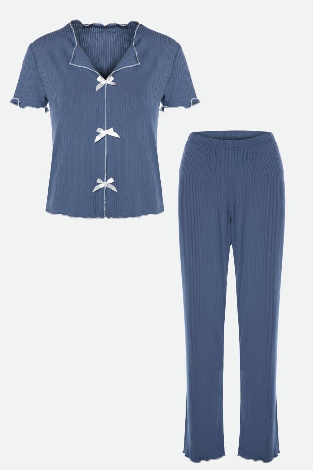 Kadın Kısa Kollu Fiyonklu Fitilli Pijama Takımı