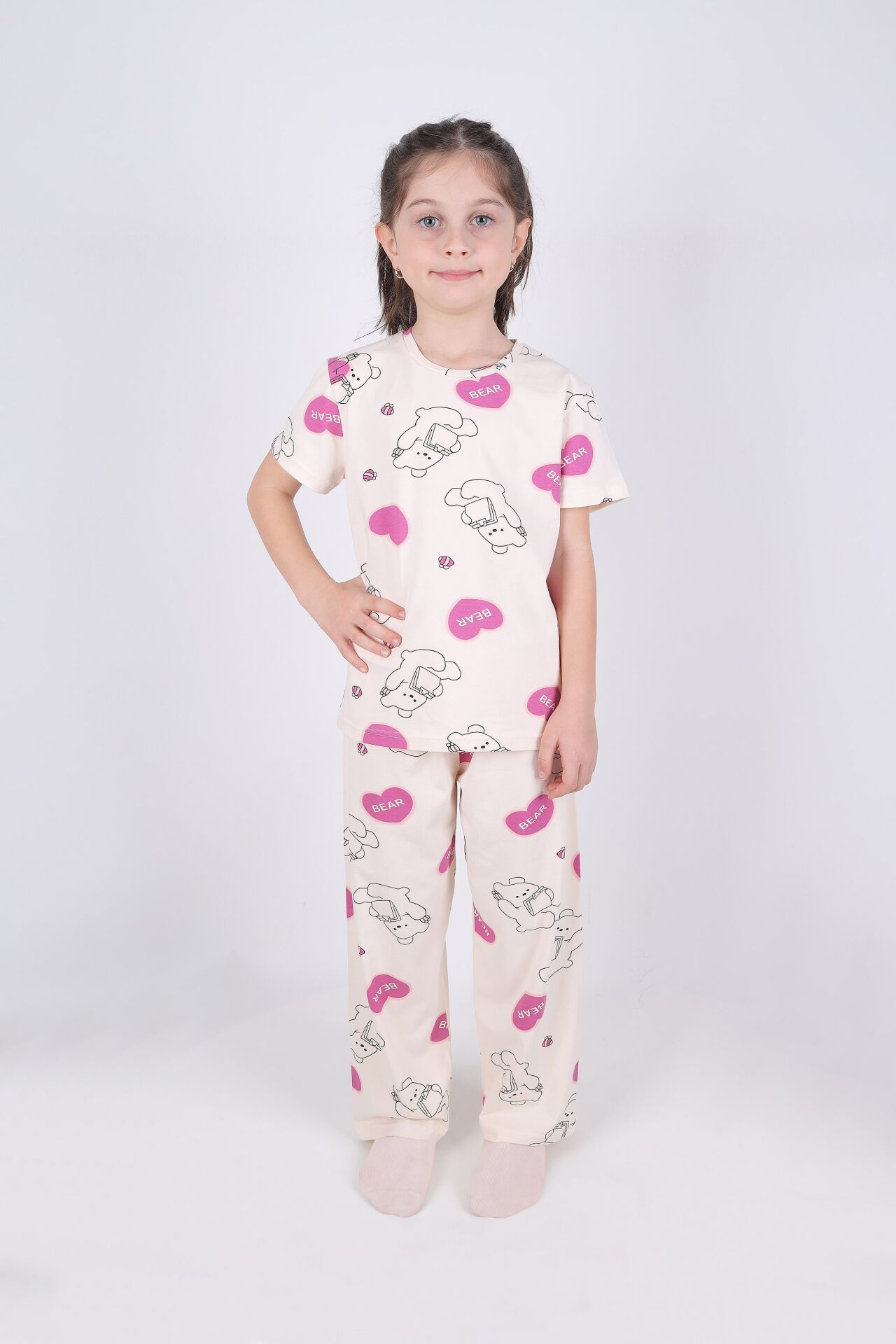 Kız Çocuk Pamuklu Kalpli Desenli Pijama Takımı Ekru - Pembe - 5 - 6 Yaş