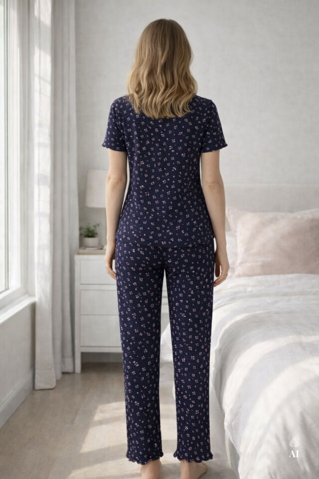Kadın Kısa Kollu Fiyonklu Fitilli Pijama Takımı XL