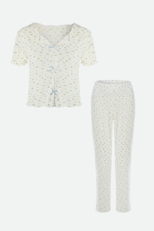 Kadın Kısa Kollu Fiyonklu Fitilli Pijama Takımı S