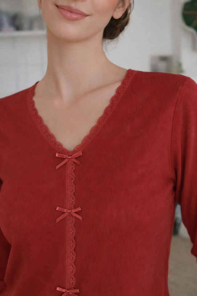 Sevgililer Günü Temalı Kadın Pamuklu Dantel ve Kurdele/Fiyonk Detaylı Kaşkorse Renkli Pijama Takımı Kırmızı - S