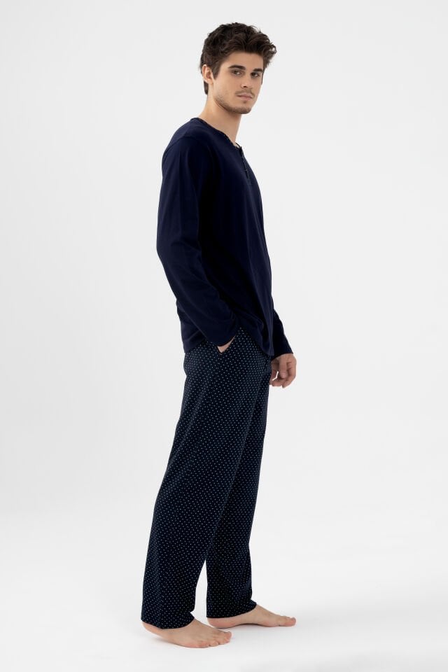 Erkek Pamuklu, Likralı, Yaka Düğmeli Uzun Kollu ve Cep Detaylı Puan Desenli Pijama Takımı Lacivert - S