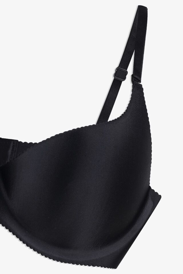 Kadın Seamless - Lazer Kesim Dikişsiz Push Up Ten Sütyen Siyah - 75B