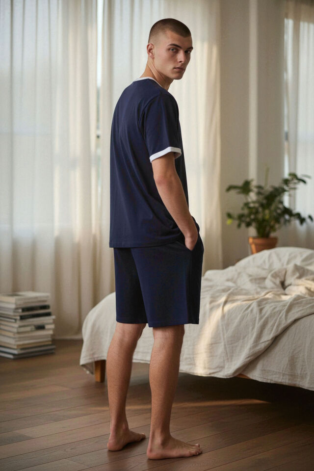 Erkek Pamuklu Lacivert Cepli Şortlu Pijama Takımı