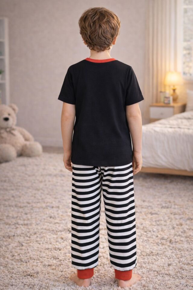 Erkek Çocuk Pamuklu Çizgili Baskılı Kısa Kollu Uzun Alt Pijama Takımı Siyah - Beyaz - 7-8 Yaş