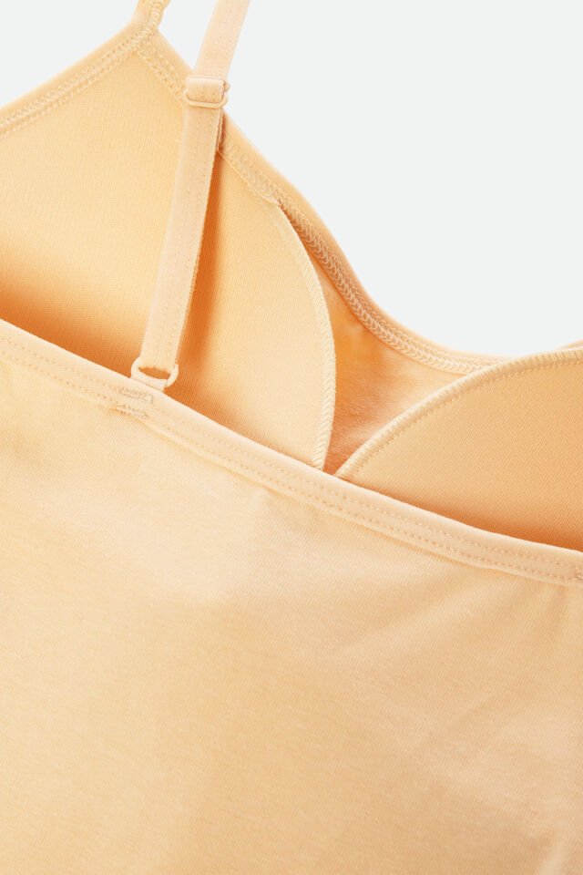 Kadın Beyaz Sütyen Kaplı İp Askılı Atlet Ten - S