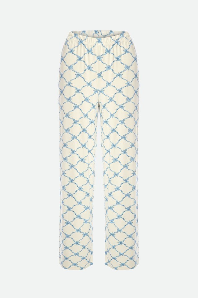 Kadın Askılı Yumuşak Dokulu Desenli Pijama Takımı